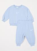 Nike Essential set van sweater met joggingbroek 2-delig