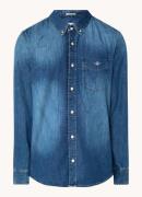 Gant Overshirt van denim met borstzak