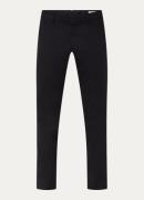 NN.07 Theo slim fit pantalon van biologisch katoen met steekzakken