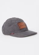 Levi's Relaxed Dad Heritage pet van corduroy met logo