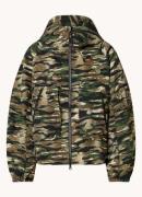 Diesel Amwt-Bernard-Wt24 jack met camouflage print en capuchon