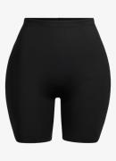 SKIMS Skims Body mid waisted corrigerende short met padding