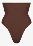 SKIMS Seamless Sculpt high waisted corrigerende string