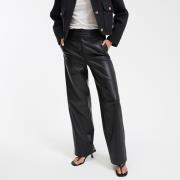 Pantalon droit en simili